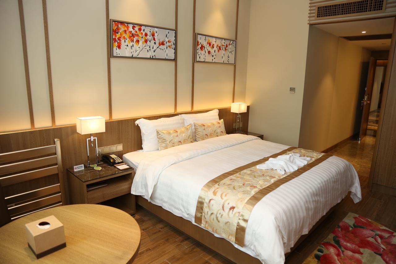 Southern-Club Station 1 Hotel-Free Canton Fair Shuttle Bus Dış mekan fotoğraf